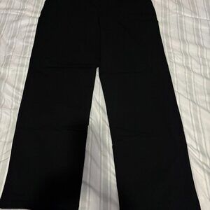 L.L. Bean Perfect Fit Straight Leg Pants | NWT | Large Regular | Black
